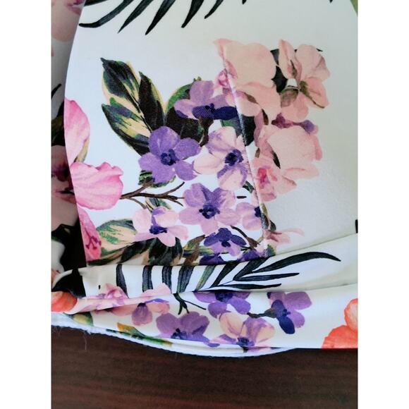 Shade & Shore Bikini Top Women's Sz 36B Multicolor Floral Padded Tropical Print - Picture 4 of 10